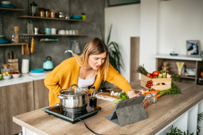 QUI CHOISIR POUR VOS RECETTES DE CUISINE, MARMITON OU 750G