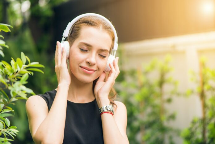 Deezer ou Spotify, qui choisir et pourquoi
