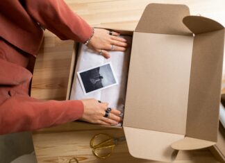 ShowroomprivĂ© vs (Vepee) Vente-PrivĂ©e : qui gagnera ce match… ShowroomprivĂ© vs (Vepee) Vente-PrivĂ©e qui gagnera ce match...