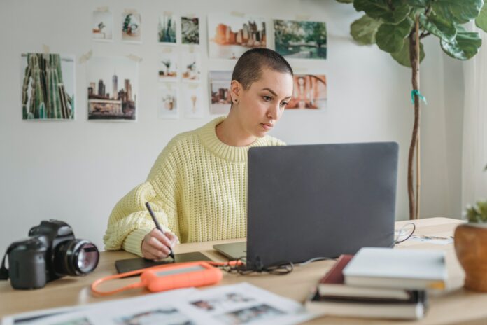 Les meilleurs sites pour designer votre logo