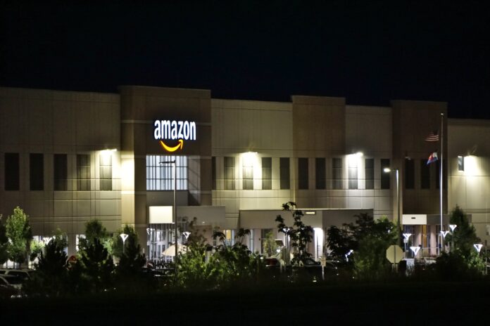 L'histoire fascinante d'Amazon Un site de vente de livres a transformé le commerce en ligne