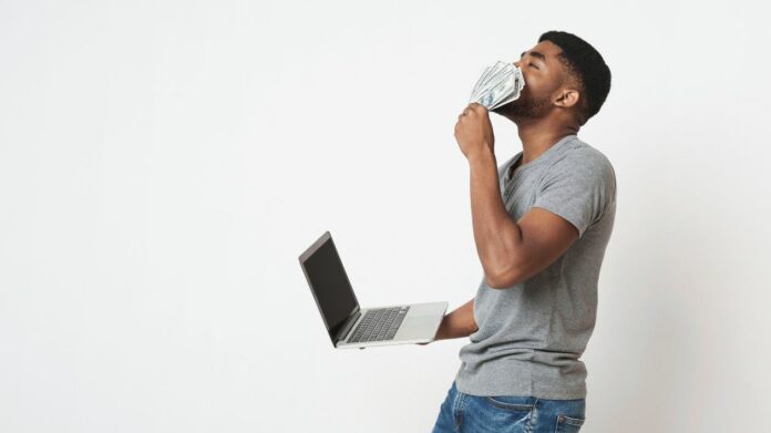Comment gagner de l'argent grâce à un site internet